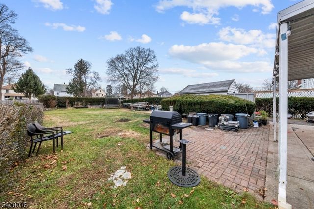 11 Hazel St 1-2, Morristown Town, NJ 07960