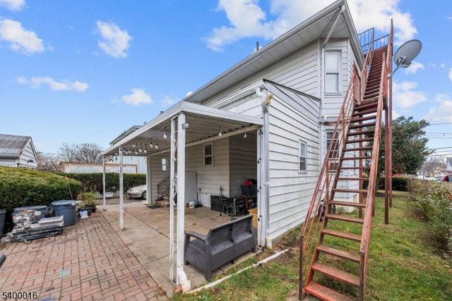 11 Hazel St 1-2, Morristown Town, NJ 07960