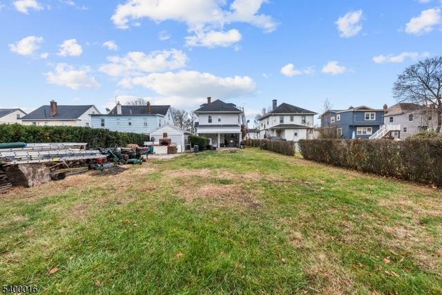 11 Hazel St 1-2, Morristown Town, NJ 07960