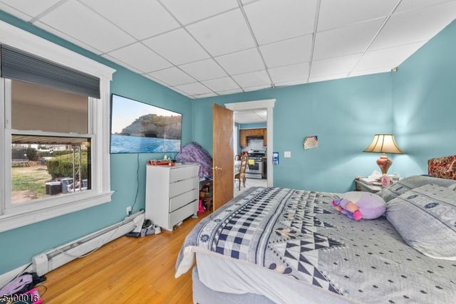 11 Hazel St 1-2, Morristown Town, NJ 07960