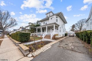 11 Hazel St 1-2, Morristown Town, NJ 07960