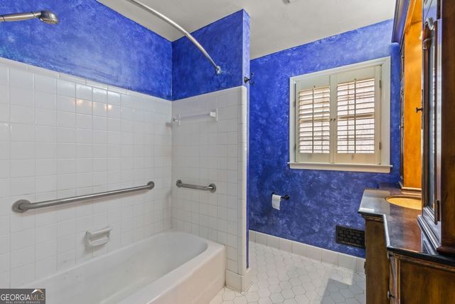 437 Forrest Avenue, Fayetteville, GA 30214