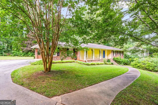 437 Forrest Avenue, Fayetteville, GA 30214