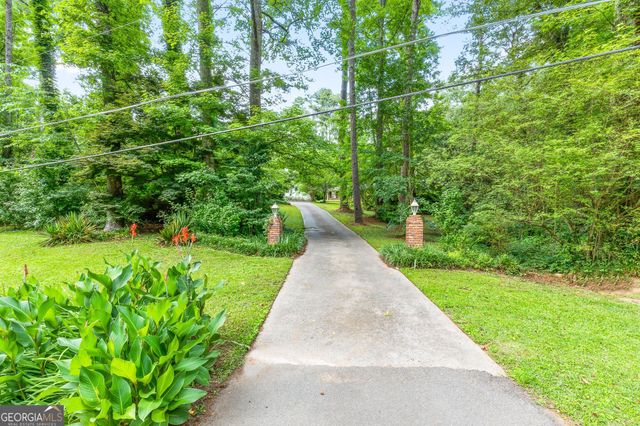 437 Forrest Avenue, Fayetteville, GA 30214