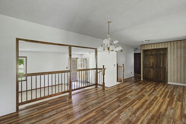 781 Blue Creek Rd, Tullahoma, TN 37388