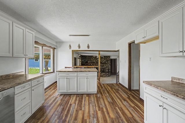 781 Blue Creek Rd, Tullahoma, TN 37388
