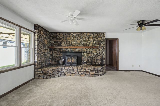 781 Blue Creek Rd, Tullahoma, TN 37388