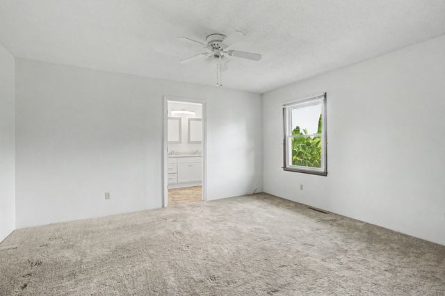 781 Blue Creek Rd, Tullahoma, TN 37388