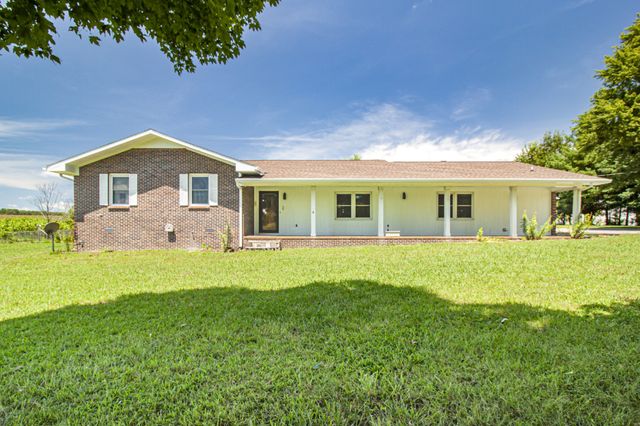 781 Blue Creek Rd, Tullahoma, TN 37388