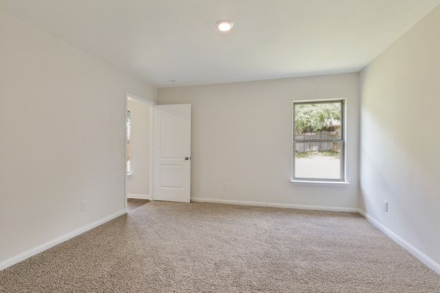 1305 Eagle Lake Drive, Azle, TX 76020