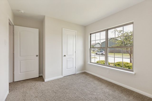 1305 Eagle Lake Drive, Azle, TX 76020