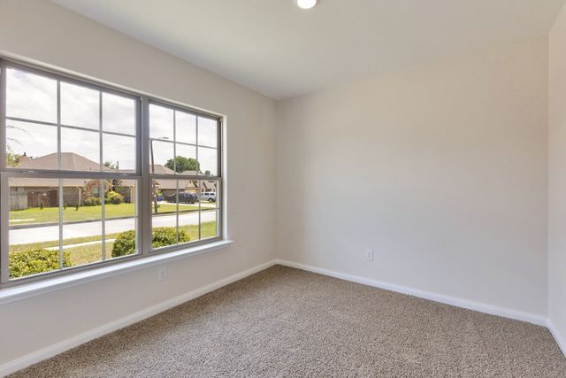 1305 Eagle Lake Drive, Azle, TX 76020