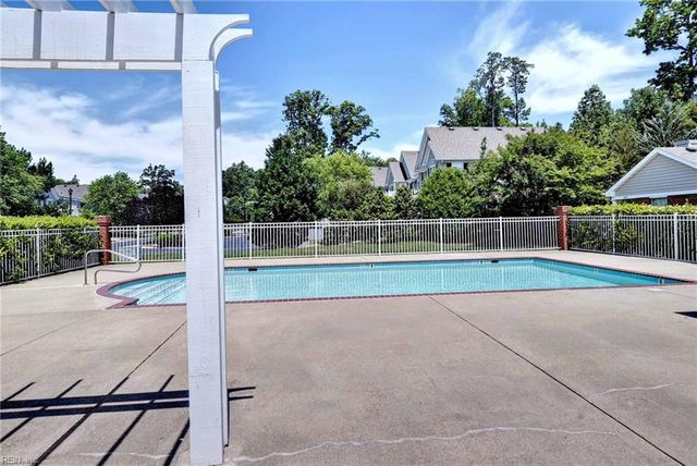 703 Westgate CIR, Williamsburg, VA 23185