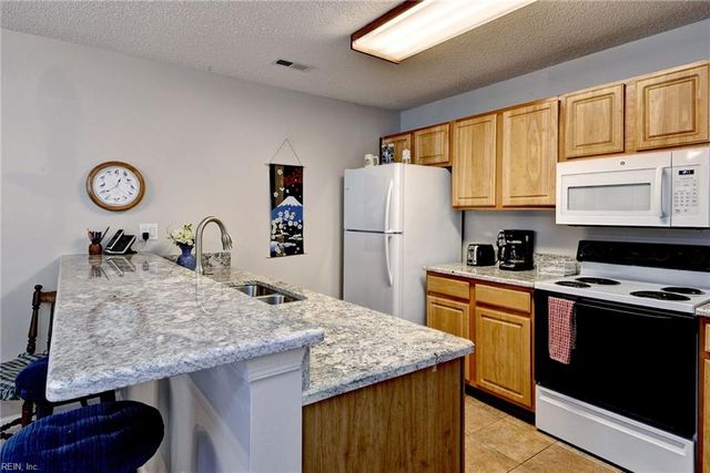 703 Westgate CIR, Williamsburg, VA 23185