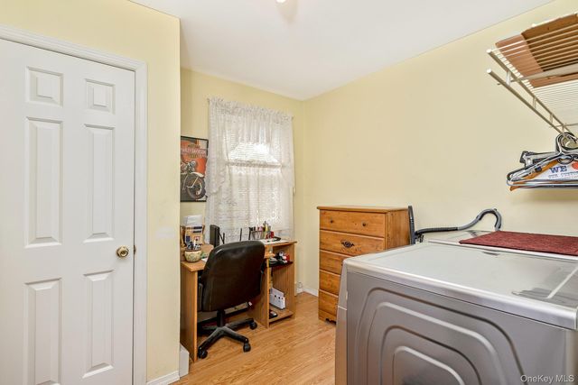 17 Biltmore Drive, Mastic Beach, NY 11951