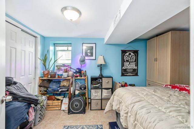 17 Biltmore Drive, Mastic Beach, NY 11951