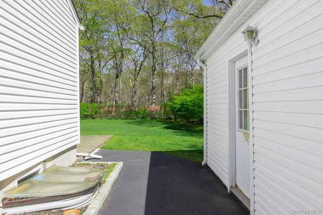 17 Biltmore Drive, Mastic Beach, NY 11951