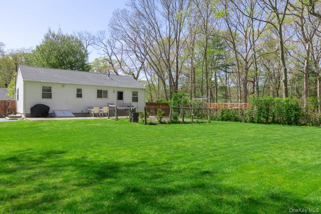 17 Biltmore Drive, Mastic Beach, NY 11951
