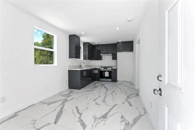22723 Leonora Drive, Woodland Hills, CA 91367