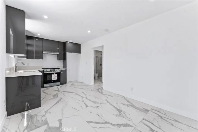22723 Leonora Drive, Woodland Hills, CA 91367