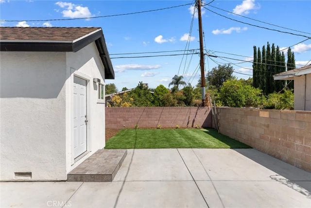 22723 Leonora Drive, Woodland Hills, CA 91367