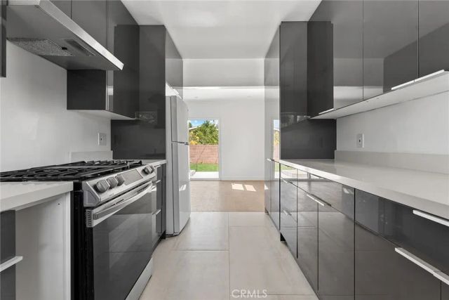 22723 Leonora Drive, Woodland Hills, CA 91367