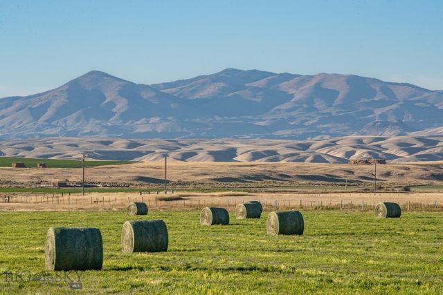 1891 Spring Creek Road, Dillon, MT 59725