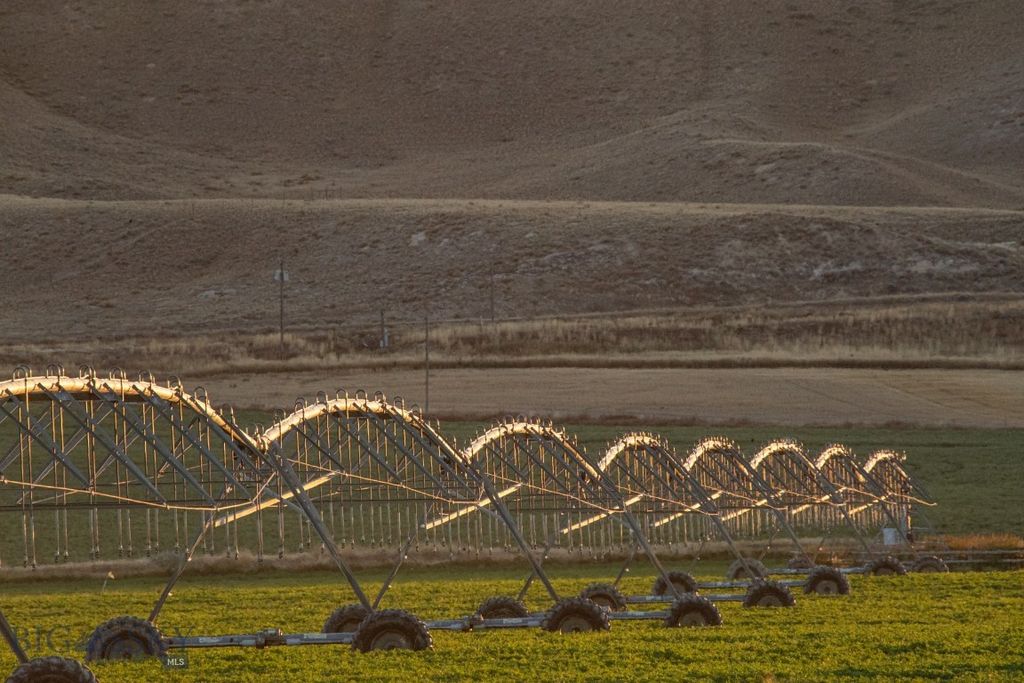 1891 Spring Creek Road, Dillon, MT 59725 photo 4