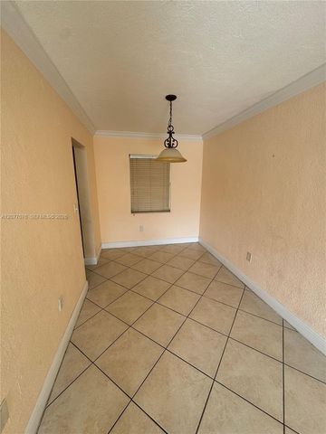 8601 SW 94th Street 103W, Miami, FL 33156