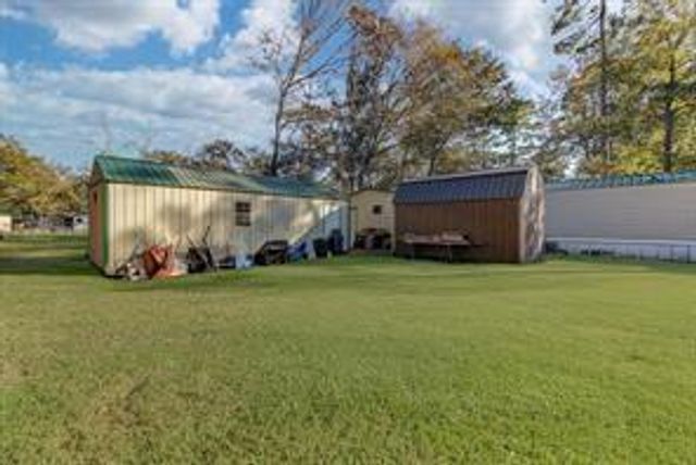 188 County Road 429, Dayton, TX 77535