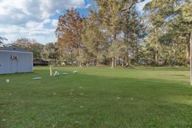 188 County Road 429, Dayton, TX 77535