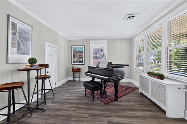 1107 Manchester AVE, Norfolk, VA 23508