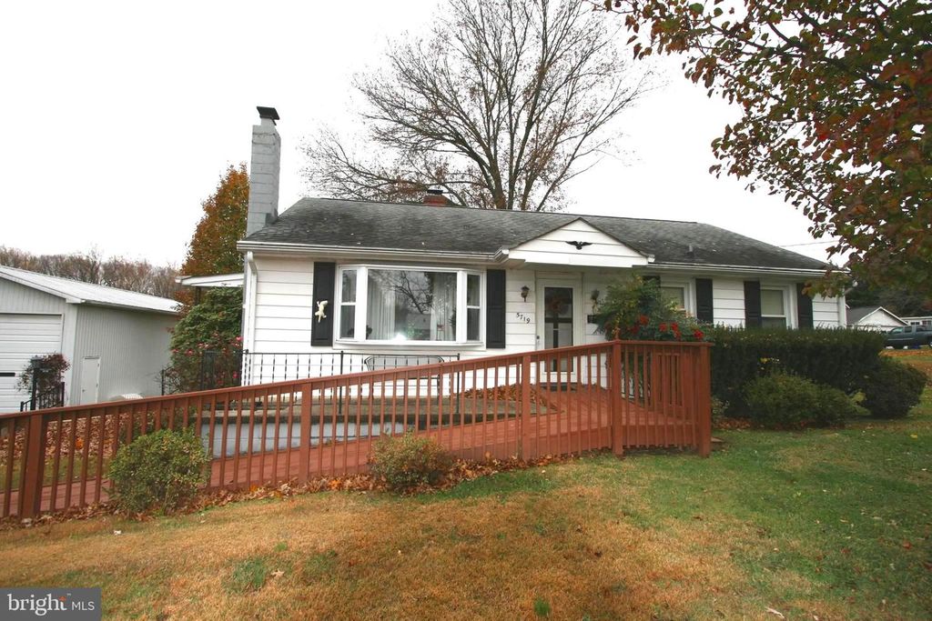 5719 SHOOKSTOWN RD, Frederick, MD 21702