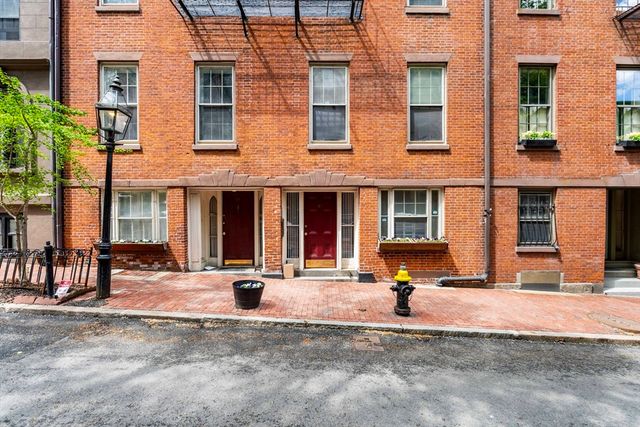 21 Hancock St 3, Boston, MA 02114