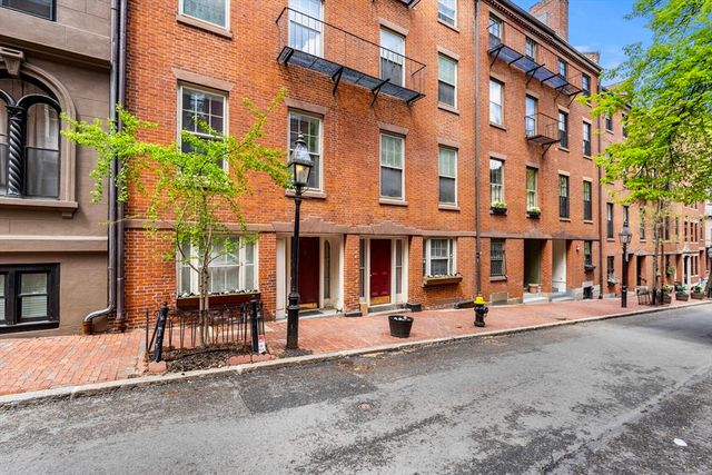 21 Hancock St 3, Boston, MA 02114