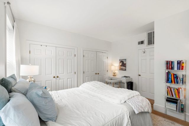 21 Hancock St 3, Boston, MA 02114