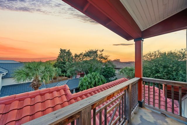 40 Rue Caribe, Miramar Beach, FL 32550