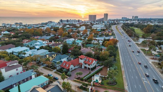 40 Rue Caribe, Miramar Beach, FL 32550