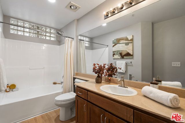 4060 Glencoe Avenue 307, Marina Del Rey, CA 90292