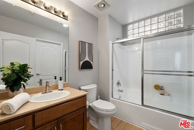 4060 Glencoe Avenue 307, Marina Del Rey, CA 90292