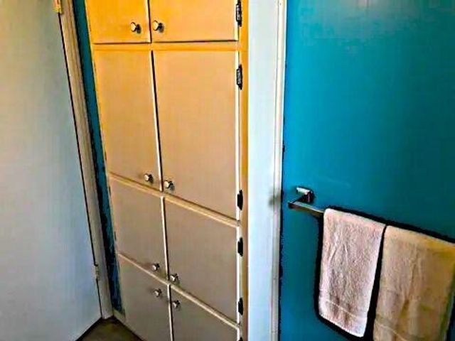 26424 Beverly Road, Taylor, MI 48180