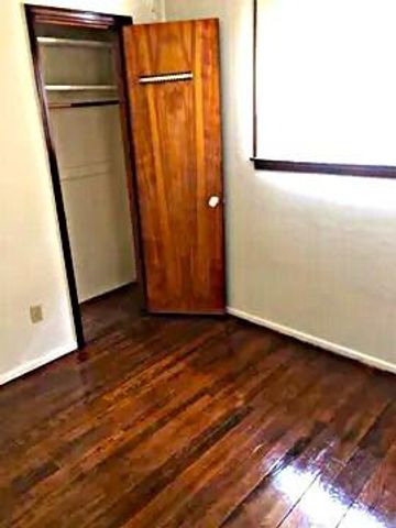 26424 Beverly Road, Taylor, MI 48180