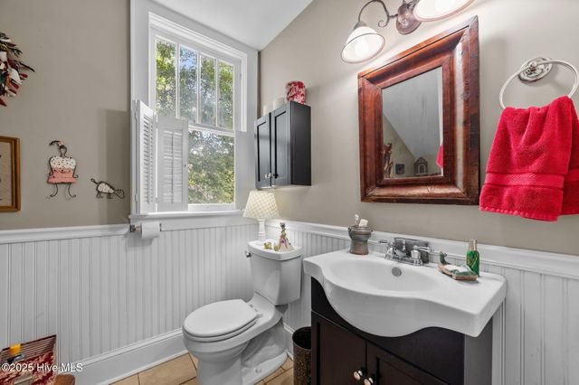 104 E 13th Street, Washington, NC 27889