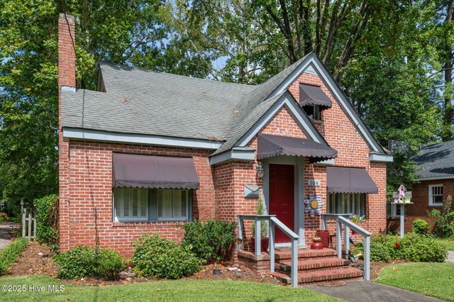 104 E 13th Street, Washington, NC 27889
