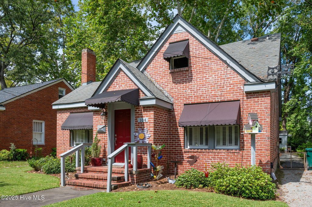 104 E 13th Street, Washington, NC 27889
