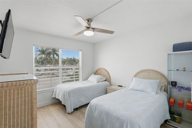 6081 BAHIA DEL MAR CIRCLE 251, St Petersburg, FL 33715