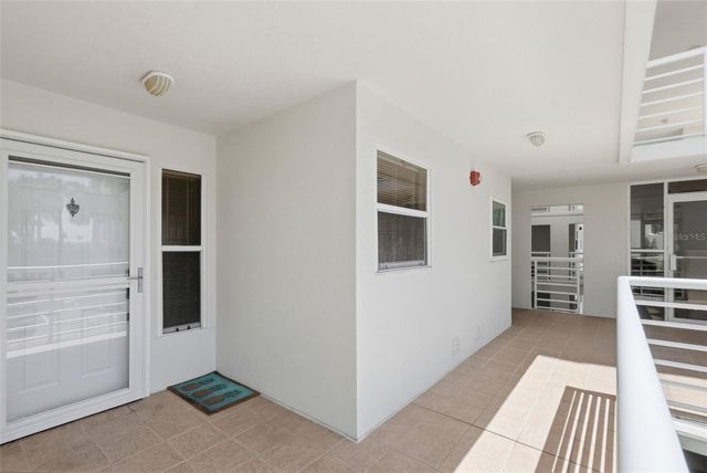 6081 BAHIA DEL MAR CIRCLE 251, St Petersburg, FL 33715