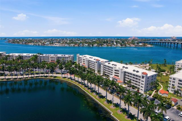 6081 BAHIA DEL MAR CIRCLE 251, St Petersburg, FL 33715