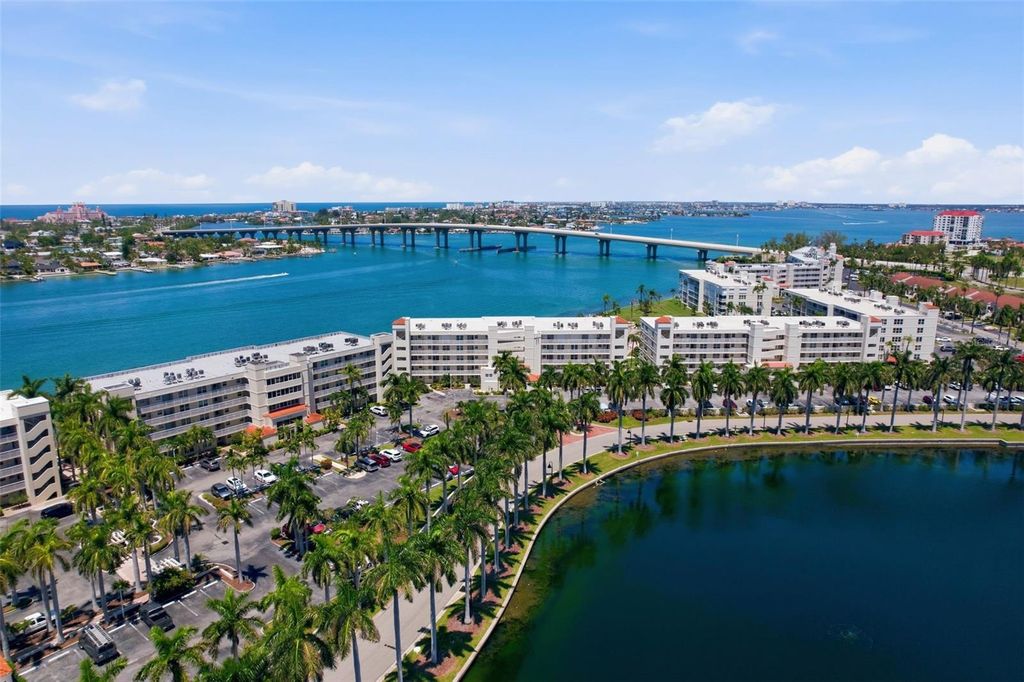 6081 BAHIA DEL MAR CIRCLE 251, St Petersburg, FL 33715