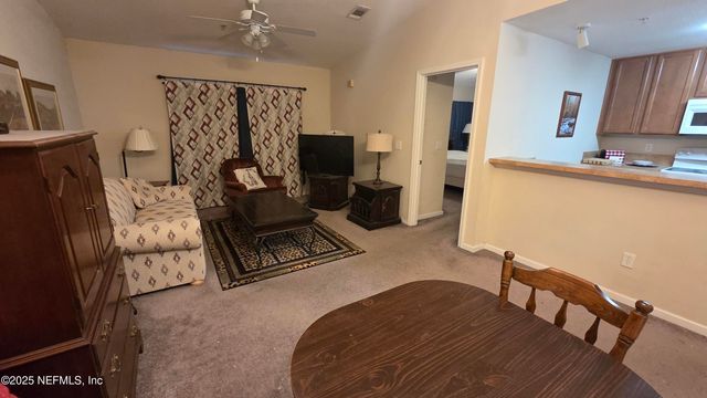 9400 UNDERWING Way 9, Jacksonville, FL 32257